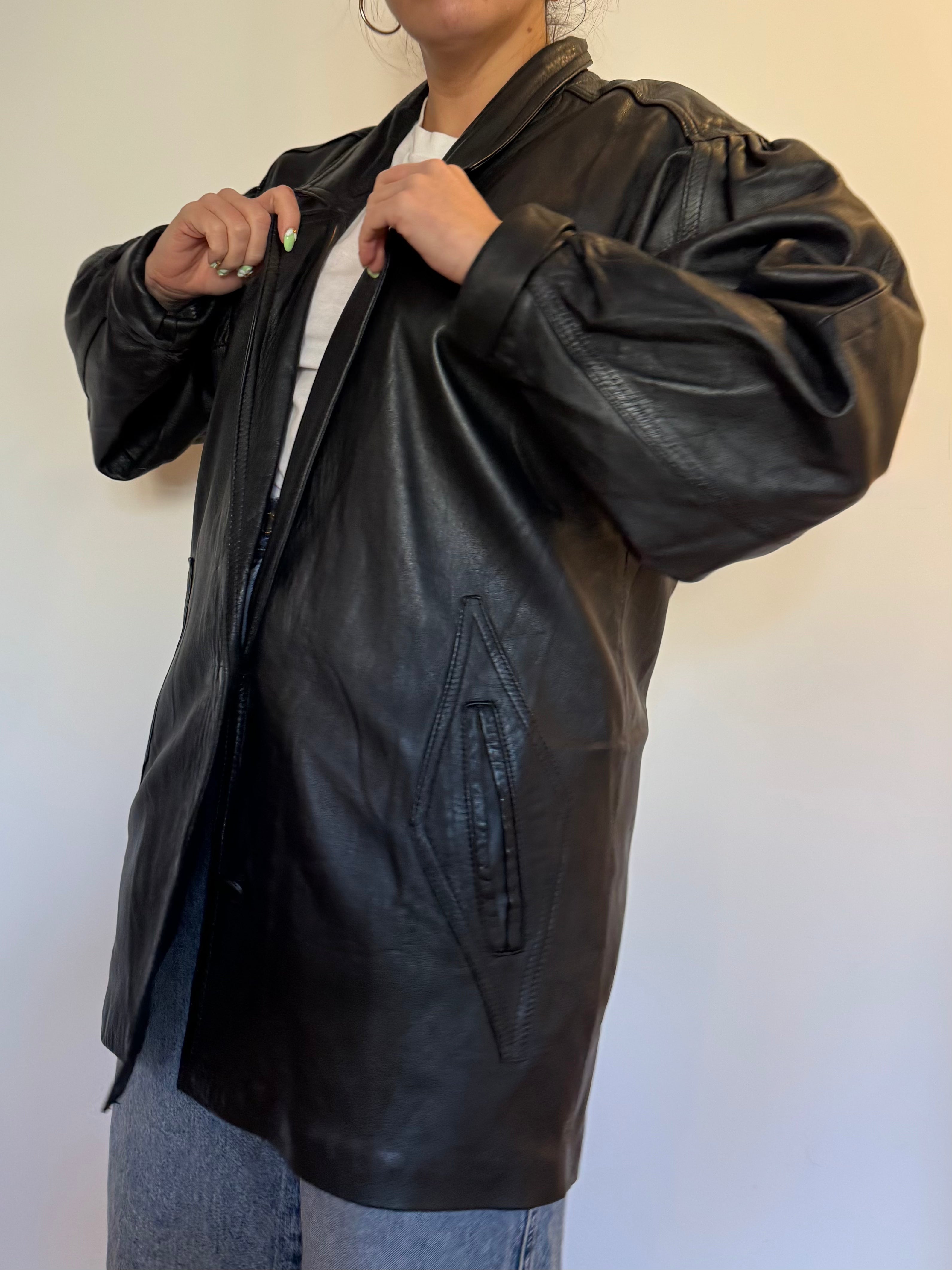 CAMERON_CAZADORA CUERO NEGRA