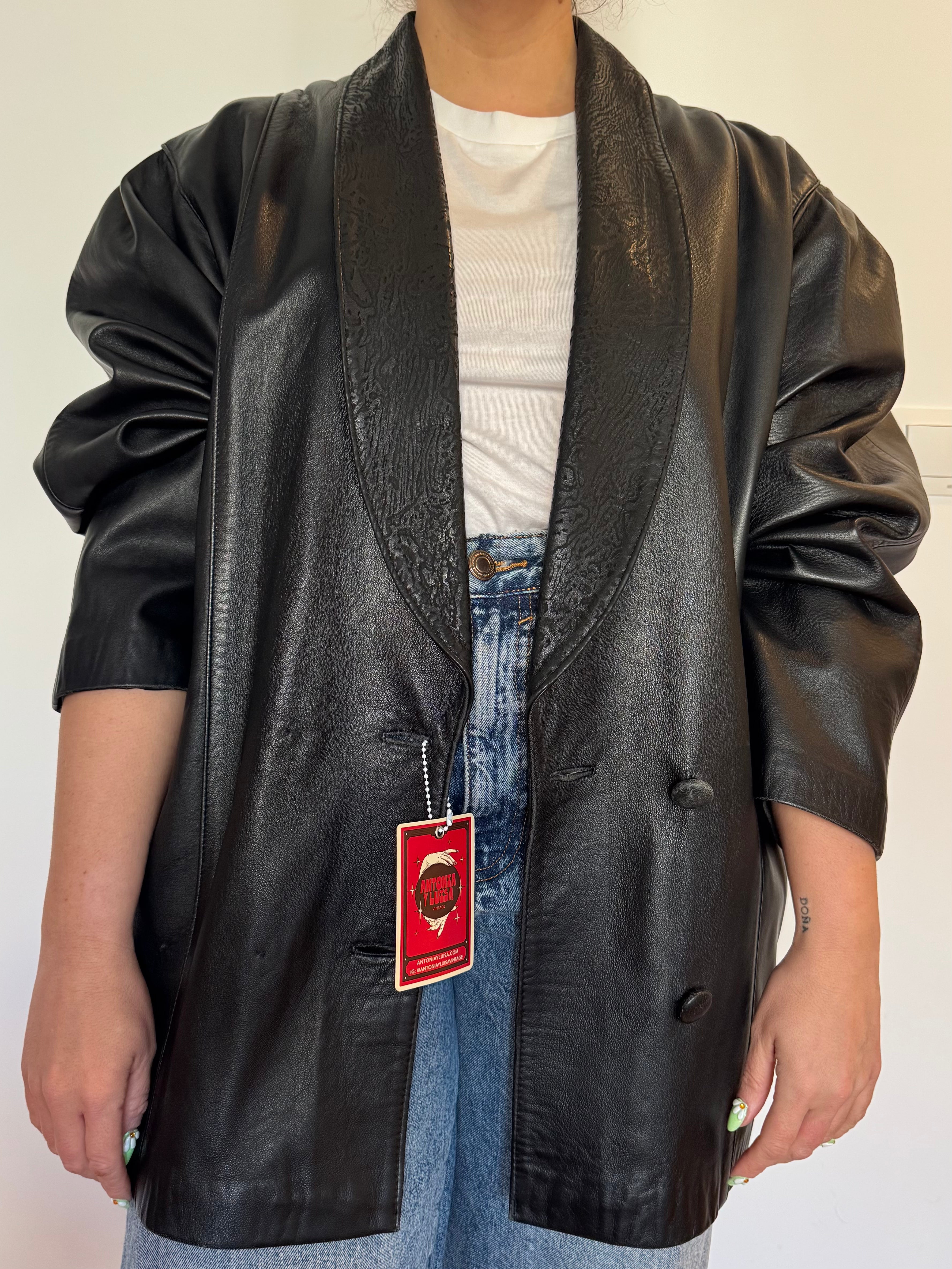 HAILEY_BLAZER NEGRA CUERO