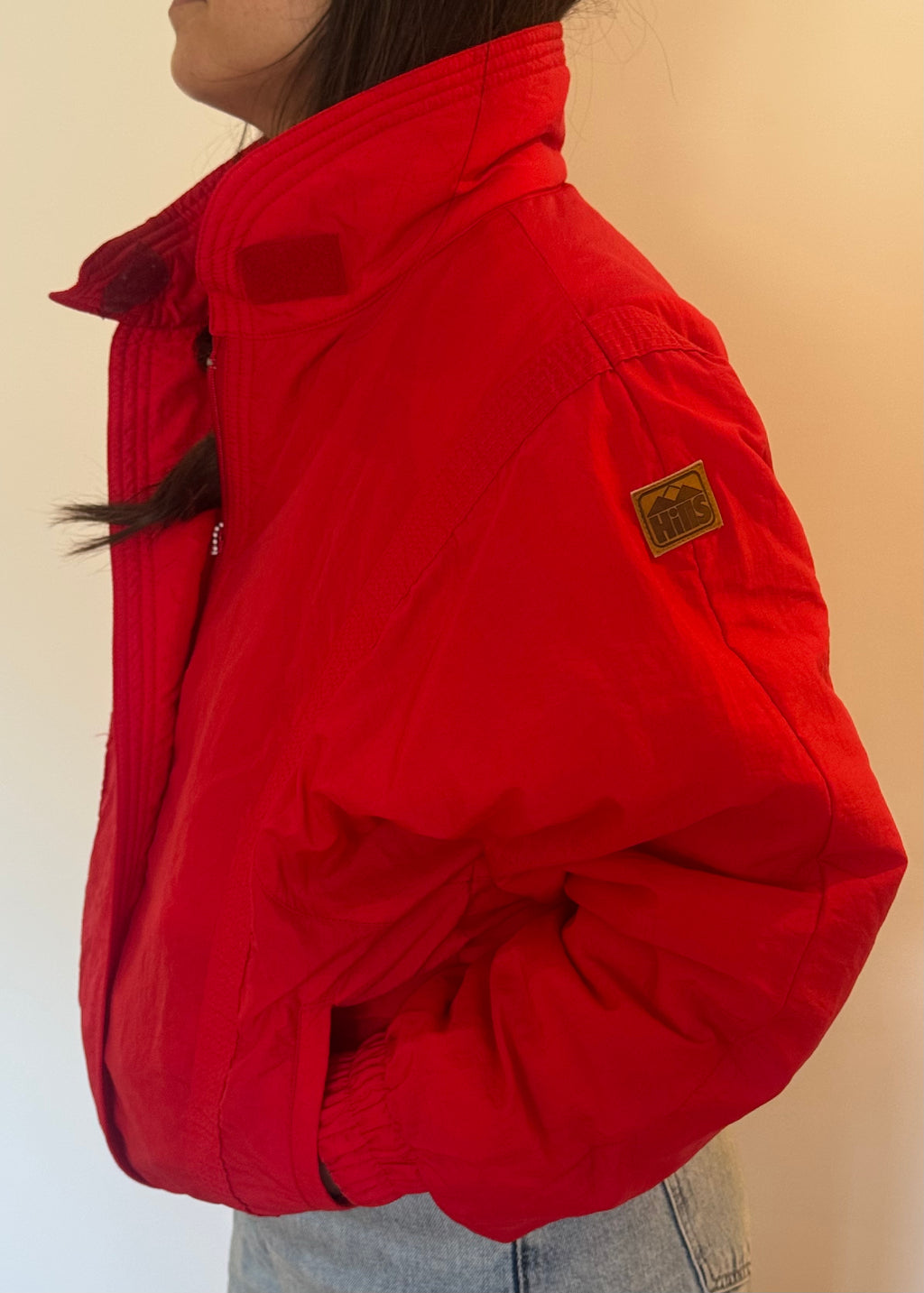 TAYLOR_BOMBER ROJA HILLS