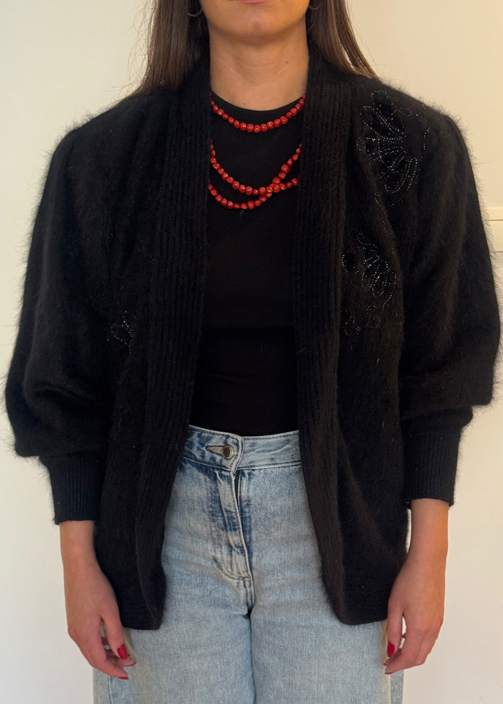 PARIS_CHAQUETA HOMBRERAS NEGRA